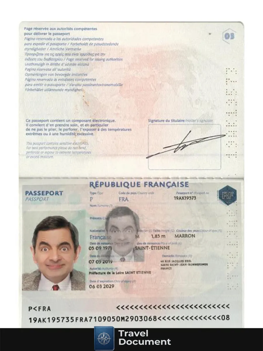France Passport 2019 Present — Passports